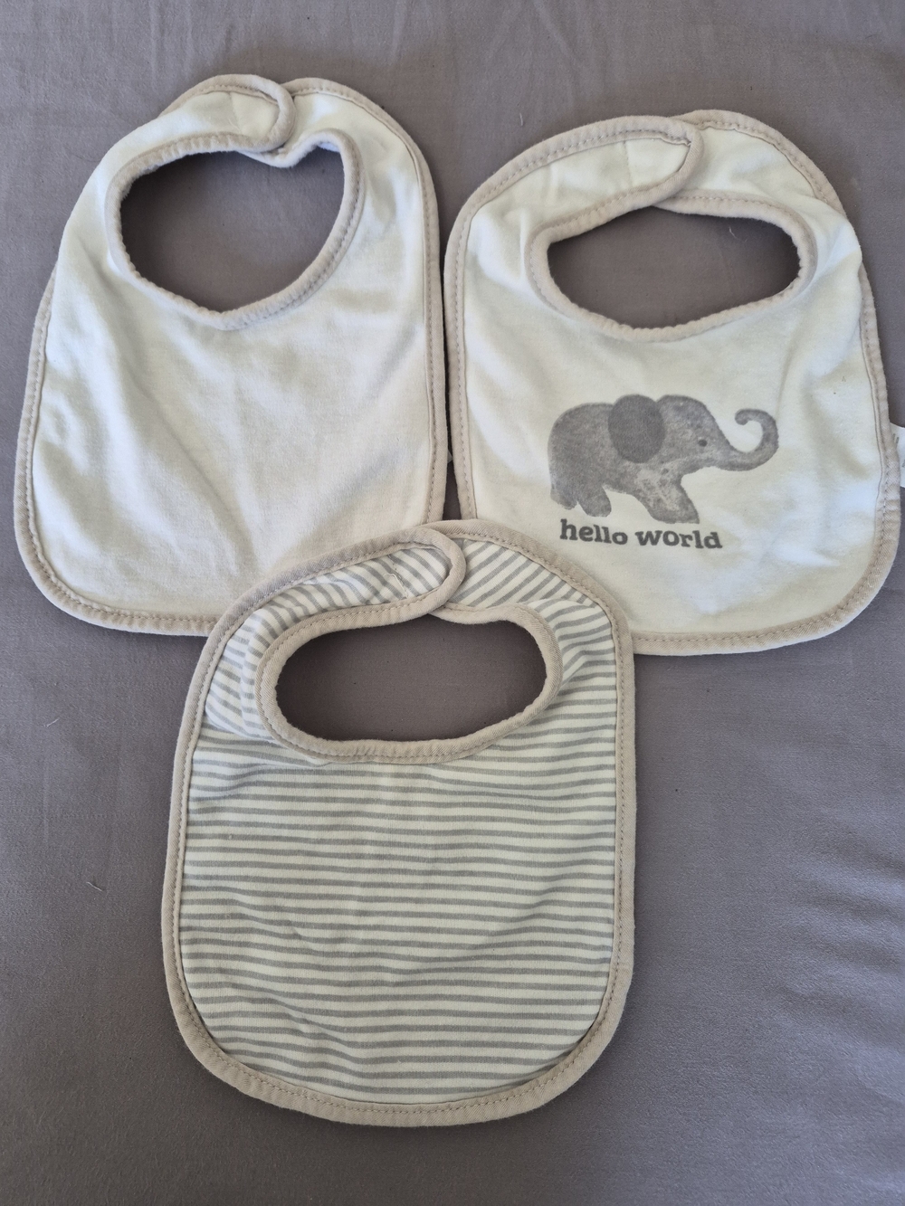 Neutral Elephant Baby Bib Set - Gray/White